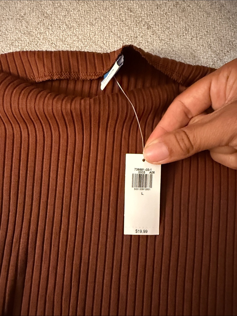 Old Navy Ribbed Slit Neck Tank Top — Rust Brown - Picture 5 of 5